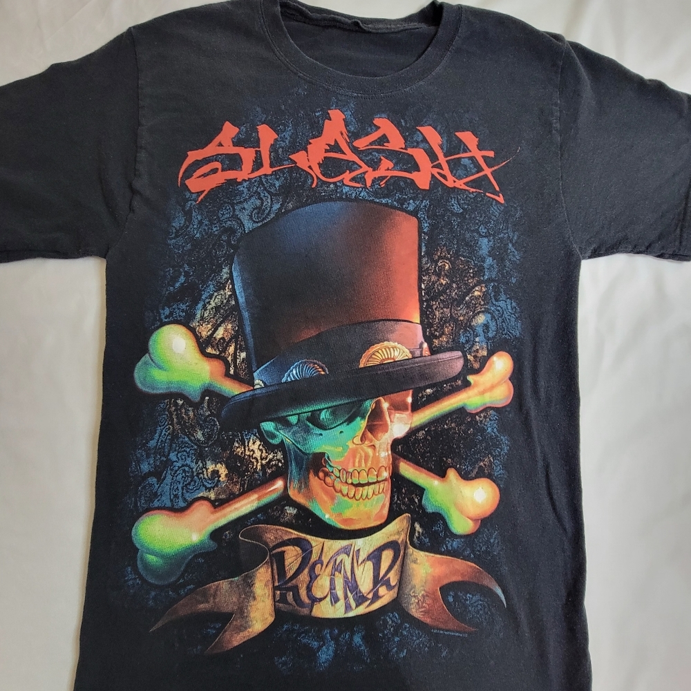 Slash tshirt